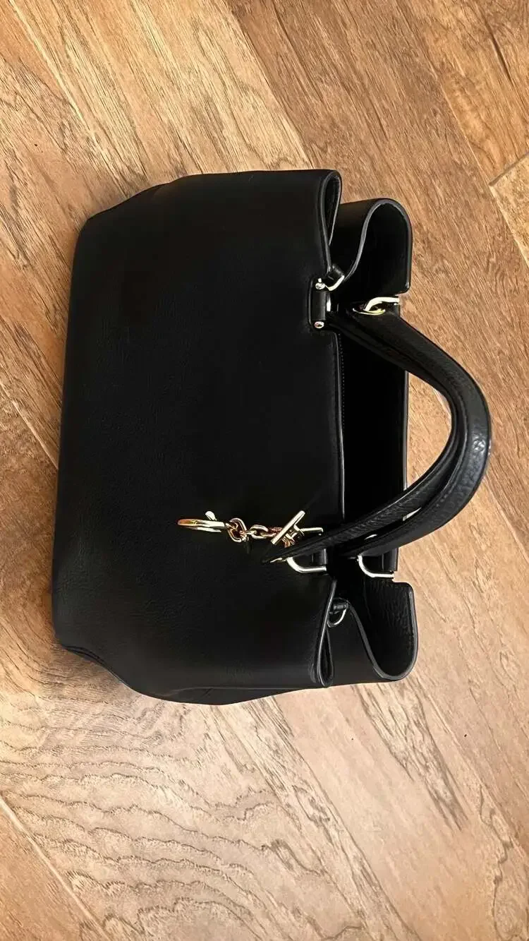 Michael Kors Savannah Large Saffiano Leather Satchel Black